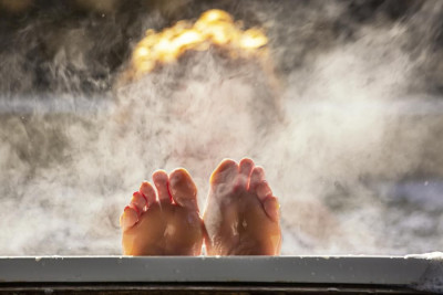 Mandi Air Panas Cegah Penyakit Kardiovaskular, Benarkah?